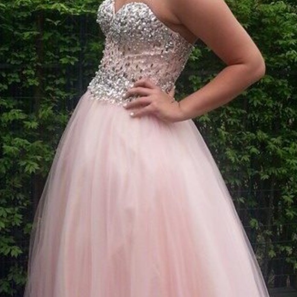 Prom/Formal Dress! - Picture 2 of 2
